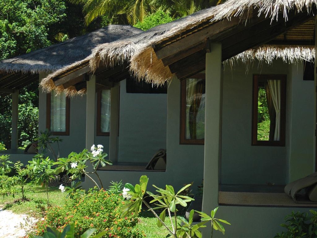 Hutcha Resort メナムビーチ エクステリア 写真