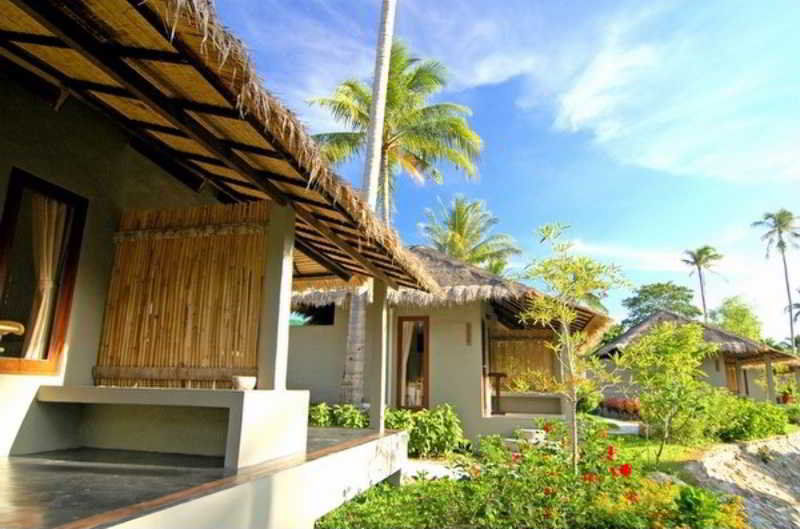 Hutcha Resort メナムビーチ エクステリア 写真